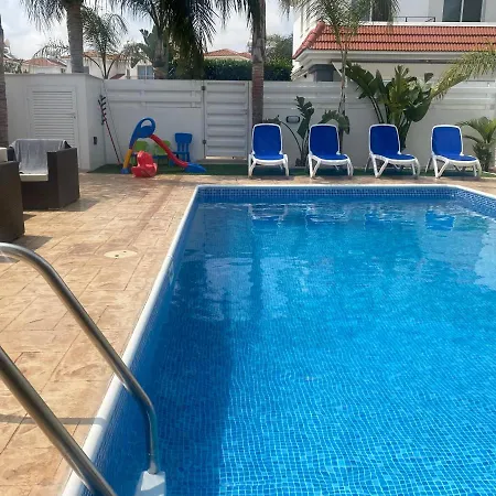 Vakantiehuis Angel - Exotic 200m From