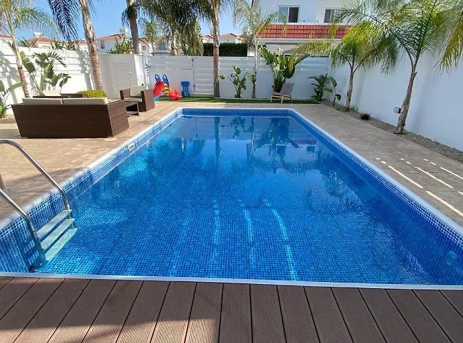 Casa vacanze Angel - Exotic 200m From Paralimni